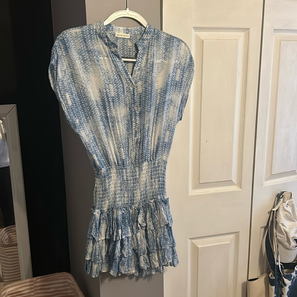 We Are All Pretty Girls blue/white cinched waist dress